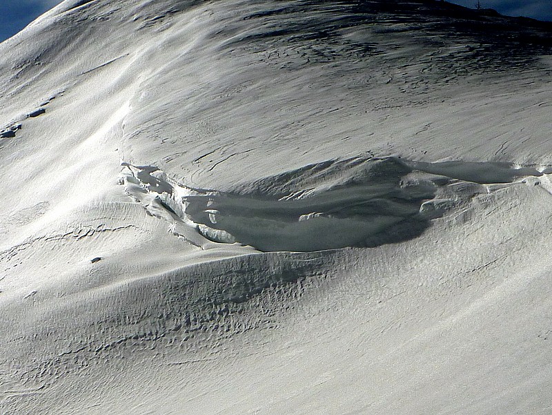 #2 neige : sous le vent. neige : sous le vent.