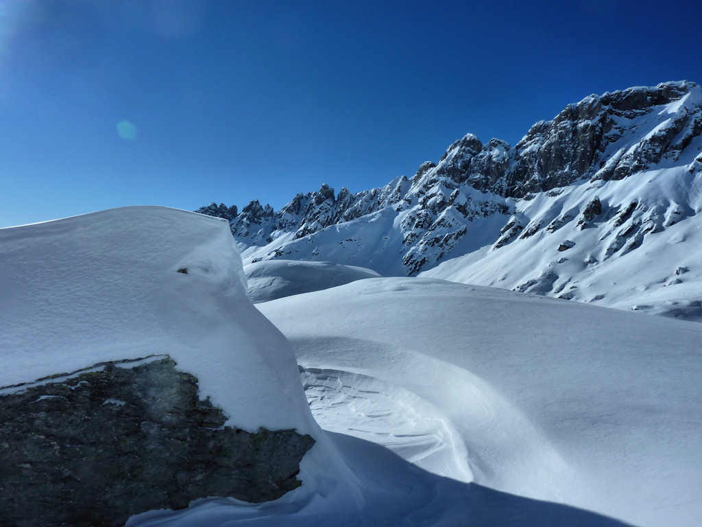 Arêtes de la Grande Parei : En remontant au col de la Charbonnière.