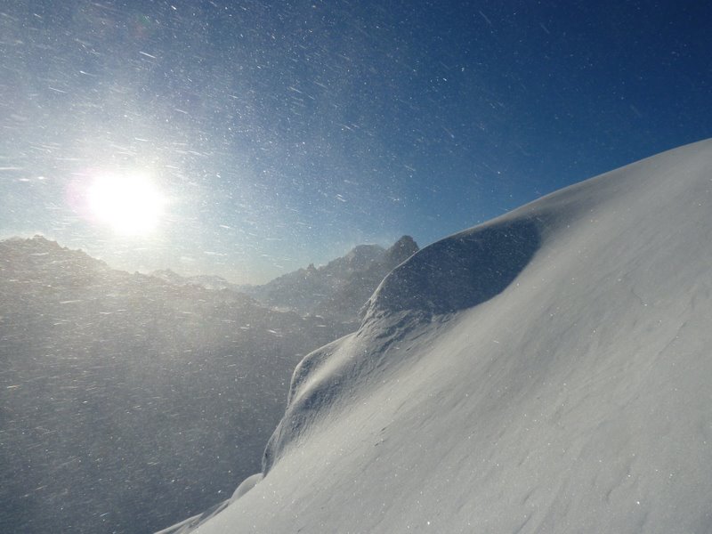 Mts Telliers : Grdes Jorasses et Mt Blanc dans les rafales du sommet
