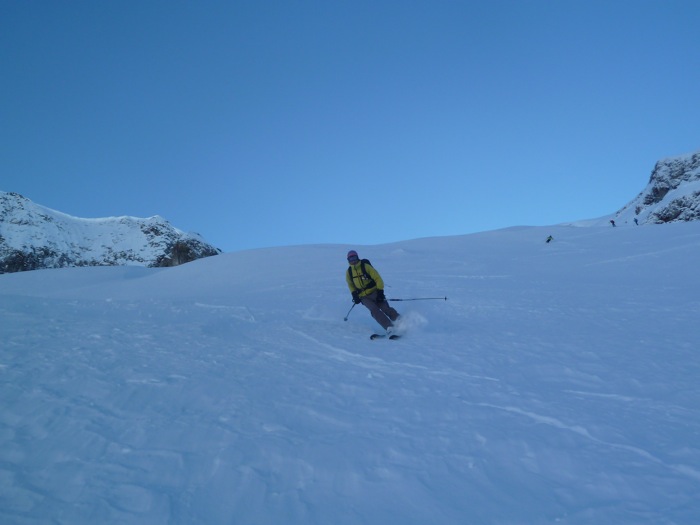 Les bras de Thibaut en tombent : devant si peu de poudre...