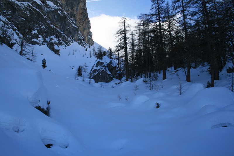 Le début de la combe NE