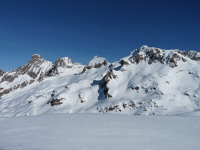 mercantour.15/01/2011 : le massif de l'Argentera superbe vu de la cime du Mercantour.