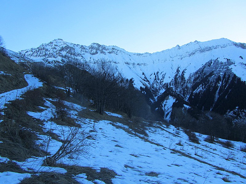 chemein de l'oratoire : Il faudra skier serré à la descente