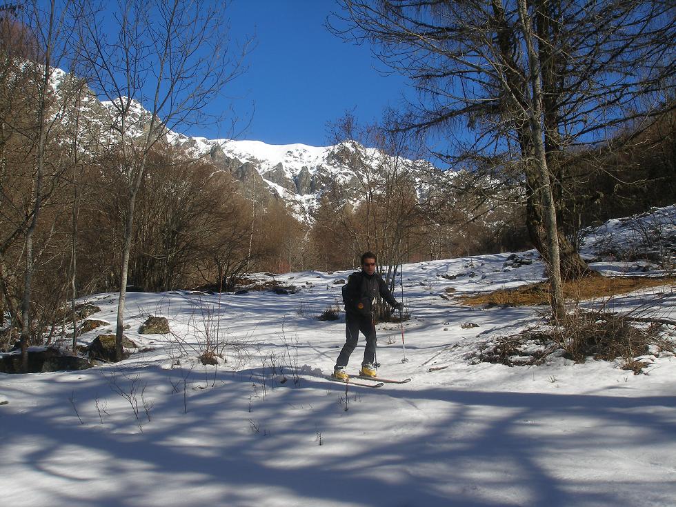 sur le bas : slalom entre les cailloux!