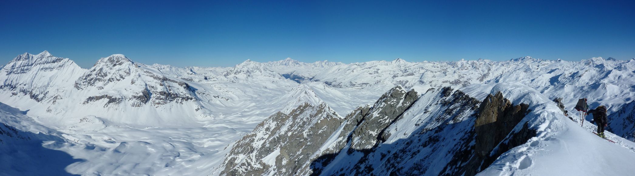 Pte de la Sana - vue Nord : De la Grande Casse au Grand Paradis en passant par le Mt Blanc et le Cervin