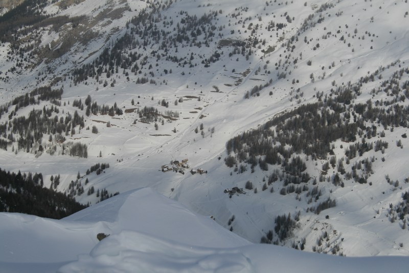 Depuis le sommet : vue sur les Chalmettes.