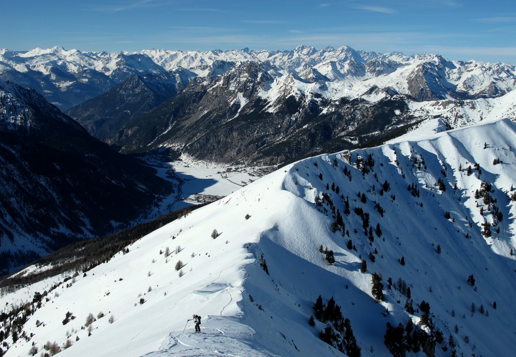 Sur la crête... : ...au dessus du Cros de Beaubarnon