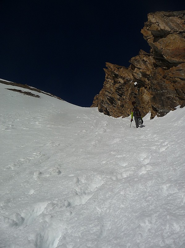 Mont Belleface : Montée le long des rochers, au chaud !