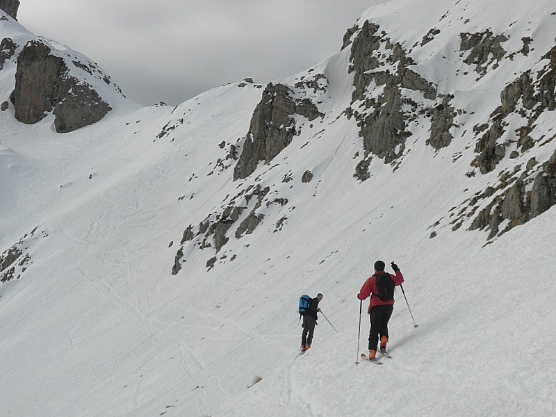 pénas 3 : traversé sous le sommet en versant sud..