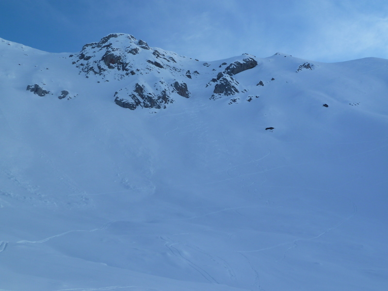 Petit couloir mythique! : "essuie glace arrière!" scande cousin hub