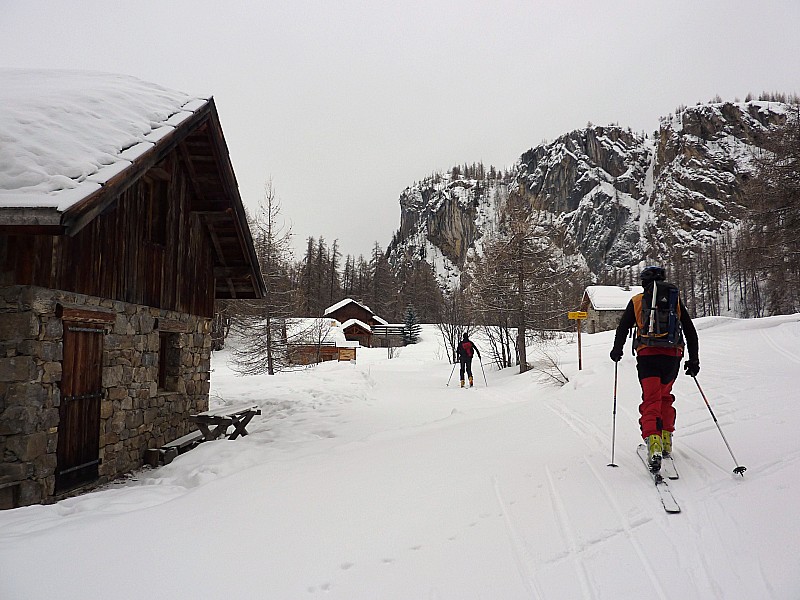 fermeture définitive : Pour l'apéro c'était un peu tôt mais on aurait bien bu un p'tit blanc!!!