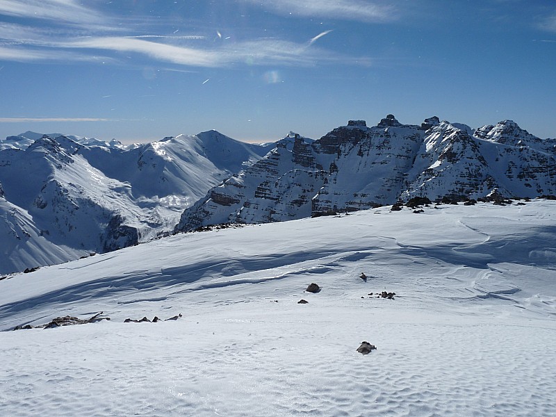 téte ronde de valloar : la cime de Bolofré et son aréte bien gelés et fort Carra.