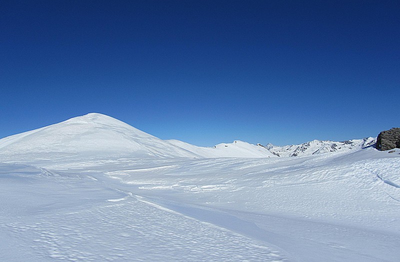 MONT-ROUGNOUS : Son versant Sud