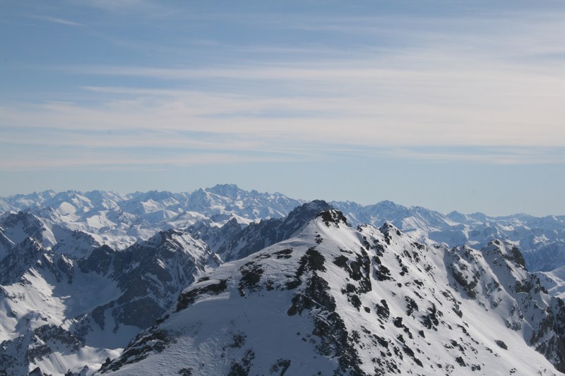 Tout au fond l'Argentera : et plein de sommets inconnus !