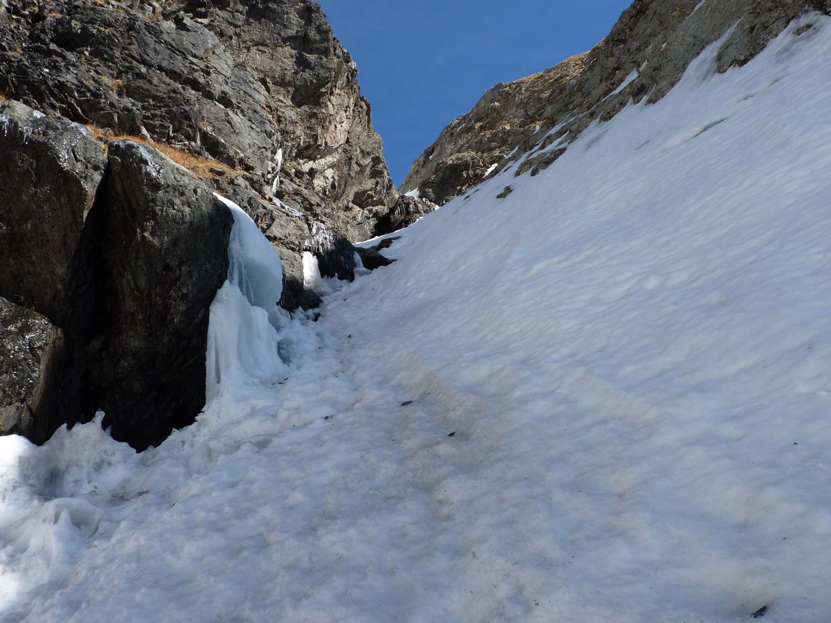 Partie médiane : Couloir du verrou