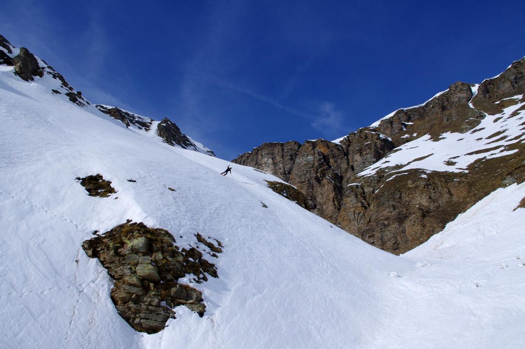 Suite de la facette Agnel : A la base de la facette de l'Agnel, une contre pente esthétique transfo. Salto se détend.