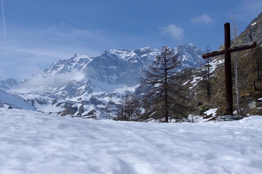 Chiapili sous la Galise : La muraille de la Galise, skiée il y a peu par "le français de Turin".
