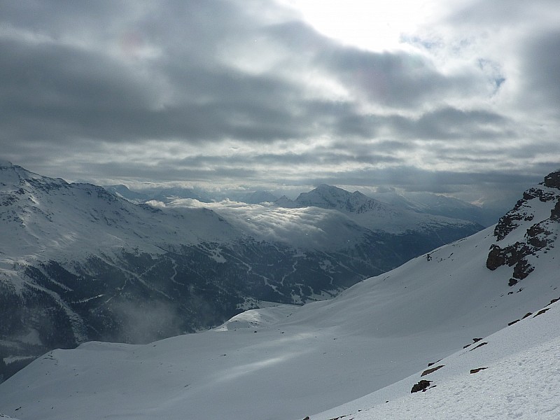 Massif de Ronce : L'Italie nous envoie ses nuages par le col du Mont Cenis .... et la neige.