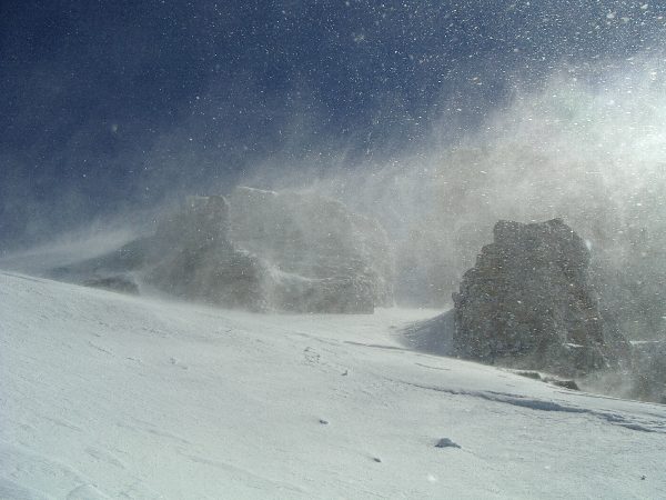 Tempête sur la Tête de la Cava : Belle ambiance sur la Tête de la Cavale dans une variante de montée