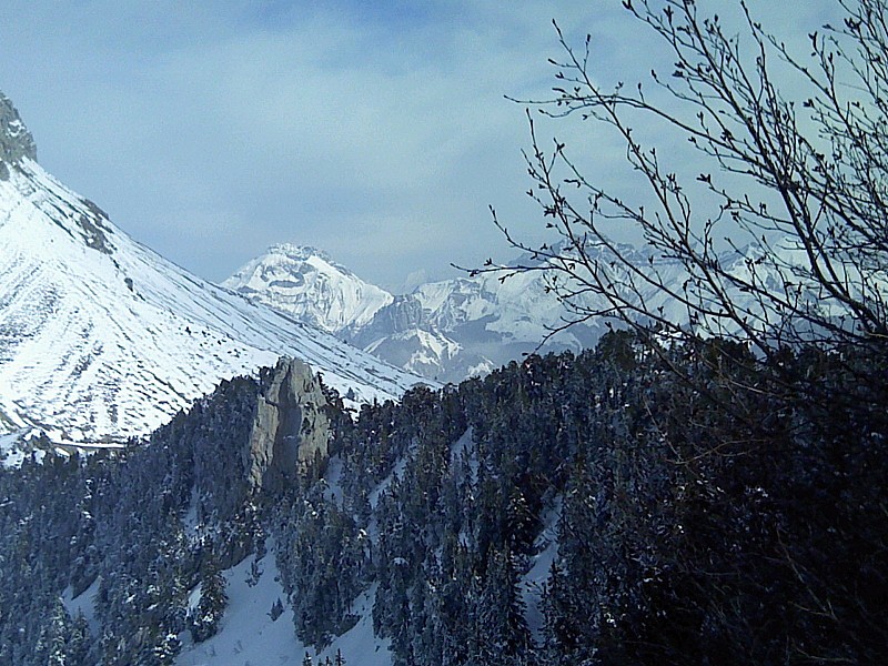 Fenètre sur les Bauges : Arrête depuis le Col de Cochette