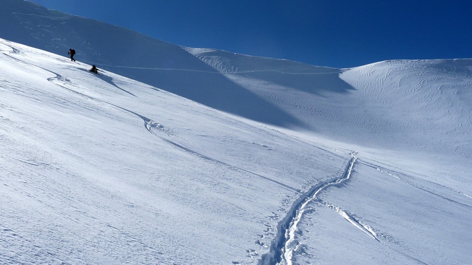 Montée au col de Bellefont : depuis le bas de la face Est