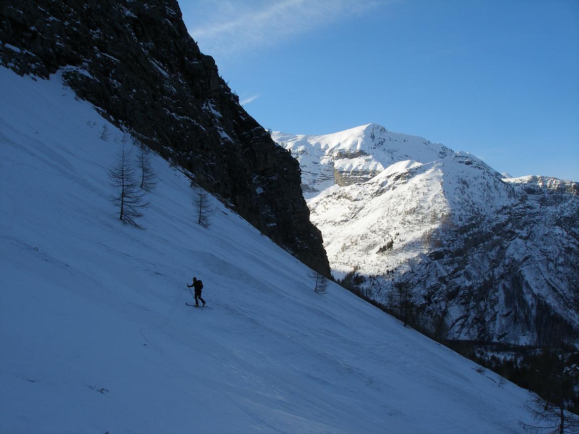 montée en rive gauche : sur un neige bien dure