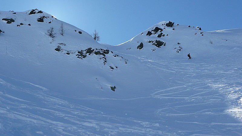 Une belle combe : Départ à la cote 2439m, La Lui