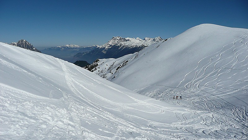 Col 2279m : D'où l'on découvre le versant de la Chaux de Bovine