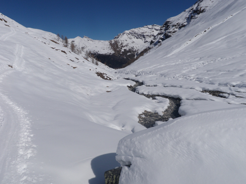 repeautage vers les pistes : en partie, fermées