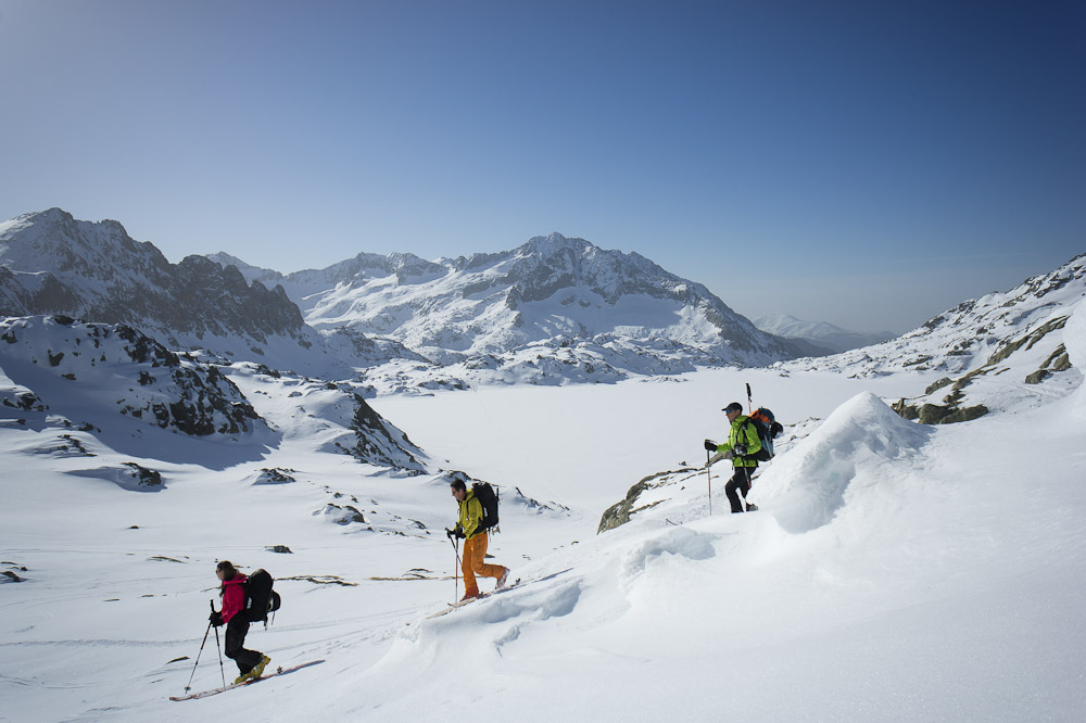 Coret d' Oelhacrestada : versant E. Au fond la Punta Alta