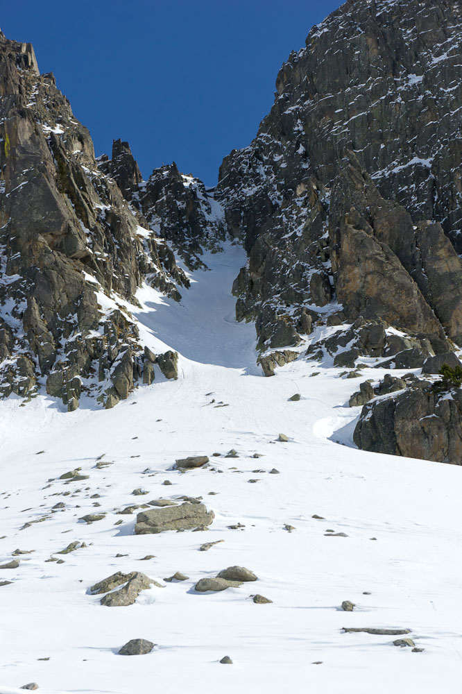 Couloir W de Travessani : belle pente de 300m à 45 °