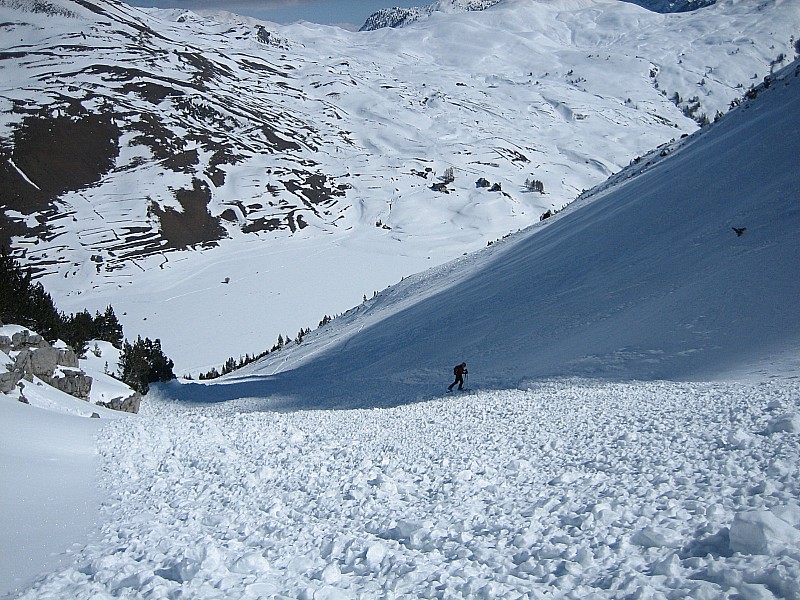 Combe du Lasseron : Les coulées de la semaine dernière sont impressionantes