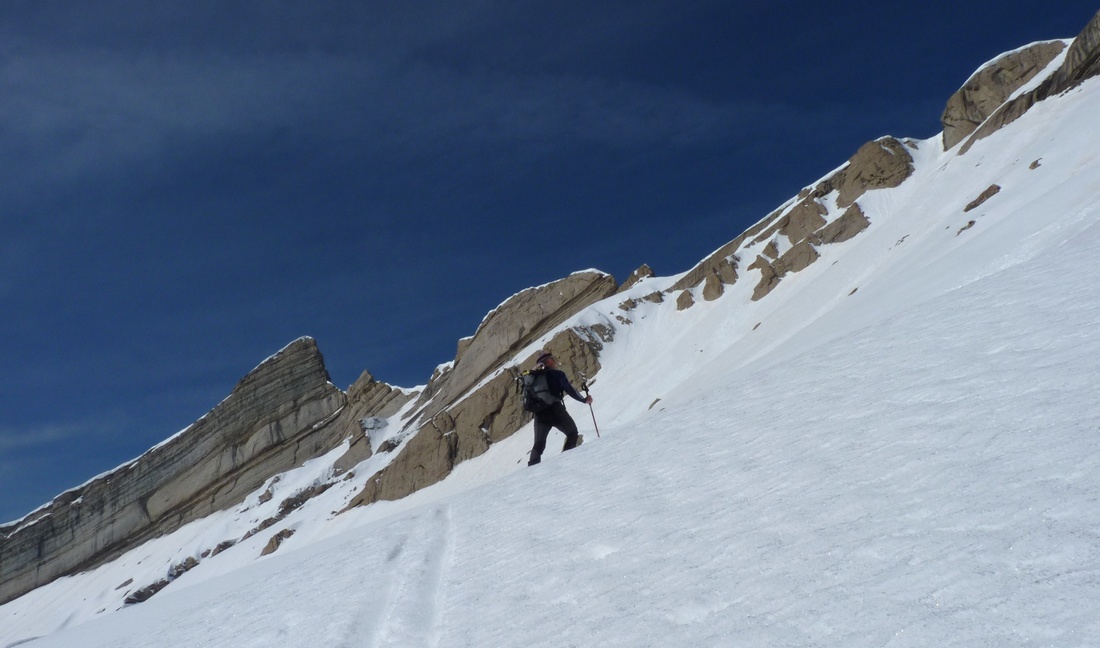 Montée : Sous le col de cote Longue
