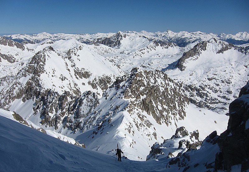 Couloir NE de la Punta Alta : ça ventile pas mal sous le sommet