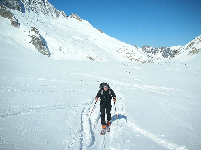 Col du Tour Noir : Montée sur Glacier d' Argentière encore bien en neige