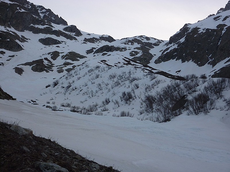 #1 pentes sous le glacier : chaussage à 1950m pentes sous le glacier : chaussage à 1950m
