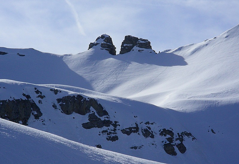 Col des tourettes : Ces belles tourettes vues des Sagnes