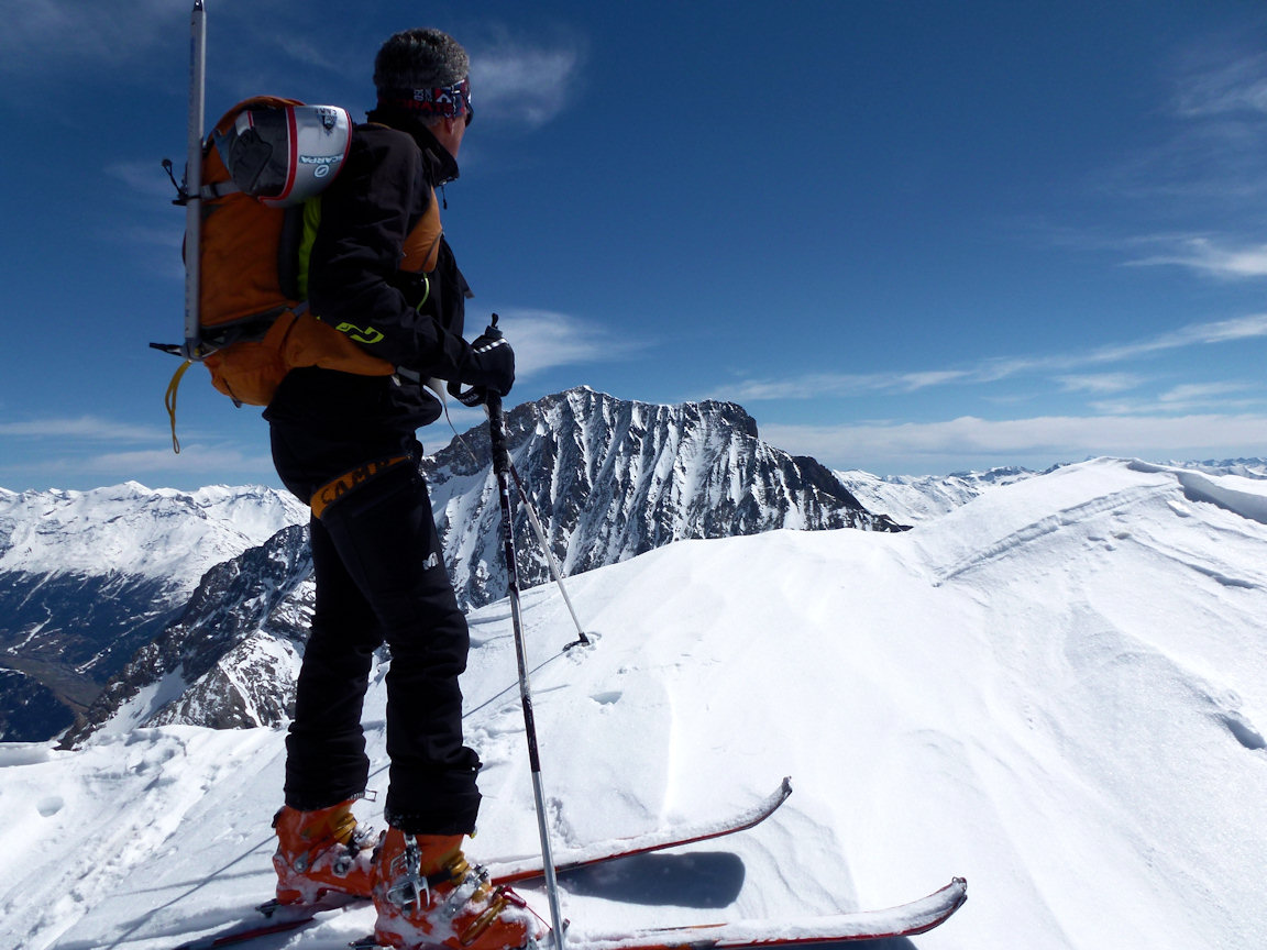 Le sommet : Avec une vue de premier ordre sur la dent Parrachée.