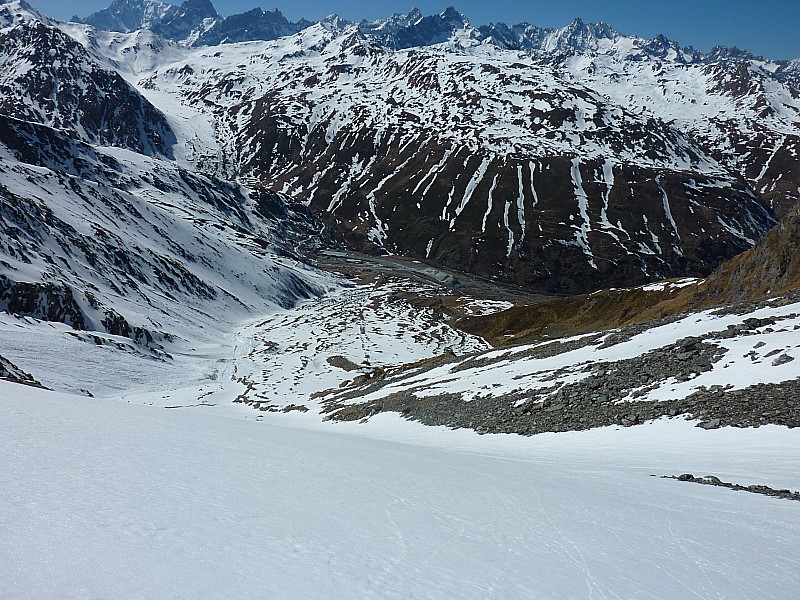 Bourg St Bernard : Etat de l'enneigement au dessus de Bourg St Bernard.