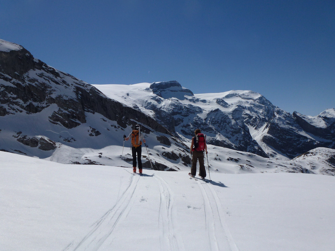 #18 Que c Que c'est beau ! : Un dernier coup d'oeil avant d'attaquer les pentes Sud sous le chalet.