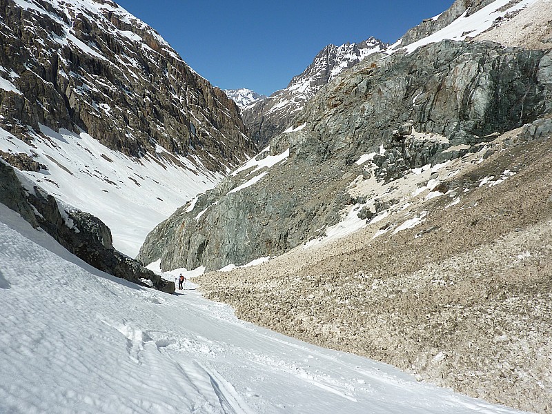 Sur avalanche : Tout ce qui pouvait descendre est en bas