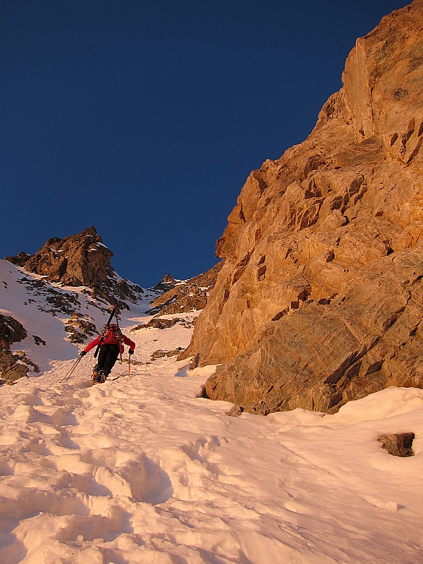 Brèche de la plate de agneaux : au lever de soleil
