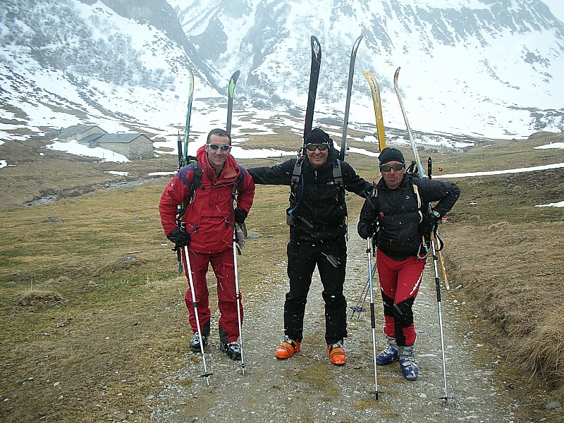 Passage de Rosoire : Les Trois Mousquetaires à Chapendu - Descente à Montaimont sous la neige