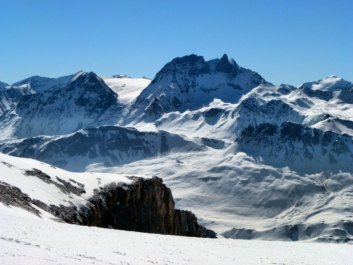 Le Grand Roc Noir (3582 m) : Les voisins Mauriennais.