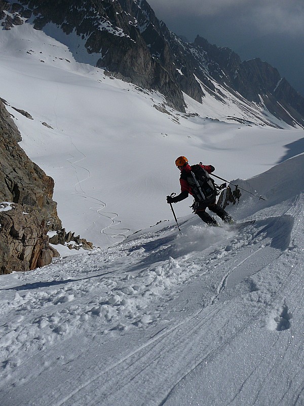 Grande Lui : Freevernes envoie dans la poudre du Col de Crète Sêche
