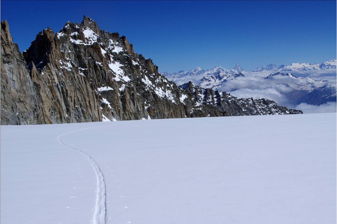 Perspectives Monte Rosa : Sur les glaciers du Val de Cogne, on est orienté visuellement, vers le Monte Rosa... et le Cervin.