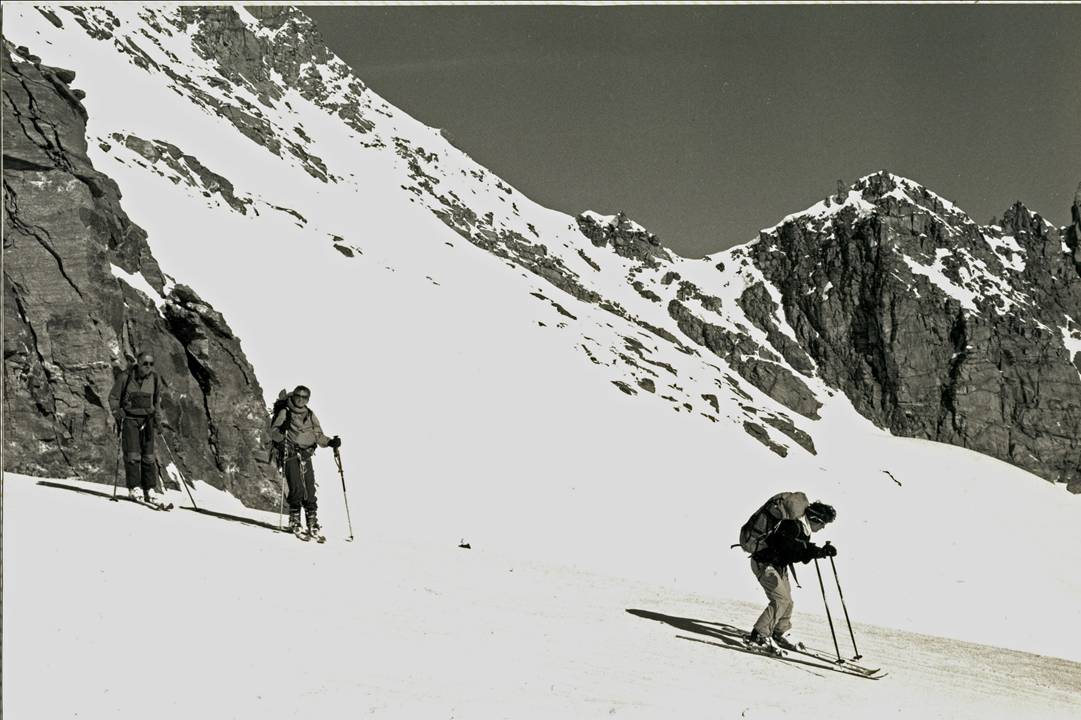 Descente glacier Tsasset : Le plaisir du ski... une émotion durable. Le sentiment parfois que le 1er virage, va "nous manquer"???