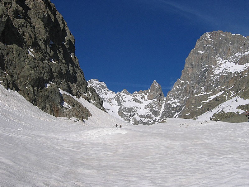 sur le glacier noir : plutot blanc ce glacier noir