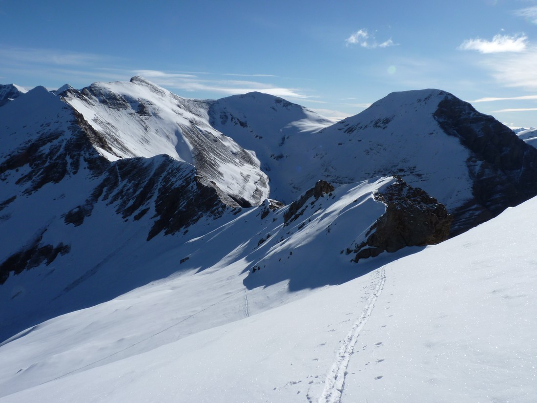 Montagne de serre Reyna : Il reste de quoi exploiter, mais il y à le long portage depuis les Gourniers