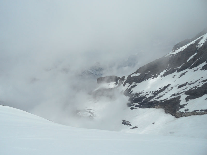 Balmhorn : Ça se dégage pendant la descente.